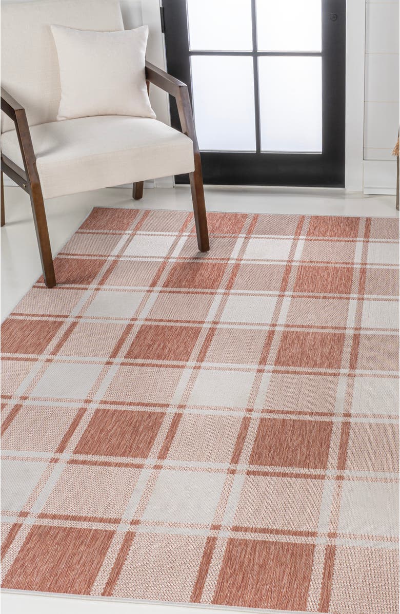 JONATHAN Y Sabine Traditional Farmhouse Bold Gingham Indoor/Outdoor Area Rug, Alternate, color, Salmon/Cream