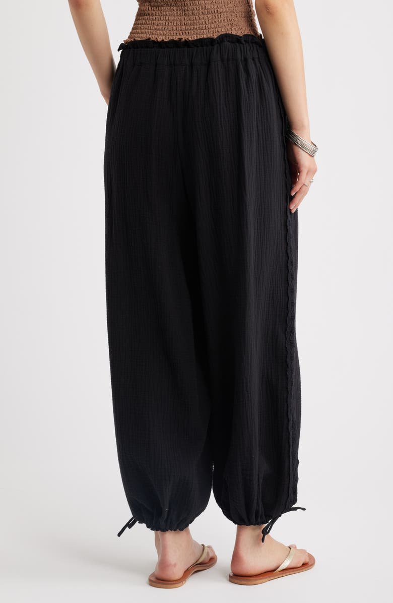BP. Cotton Gauze Bloomer Pants, Alternate, color, Black