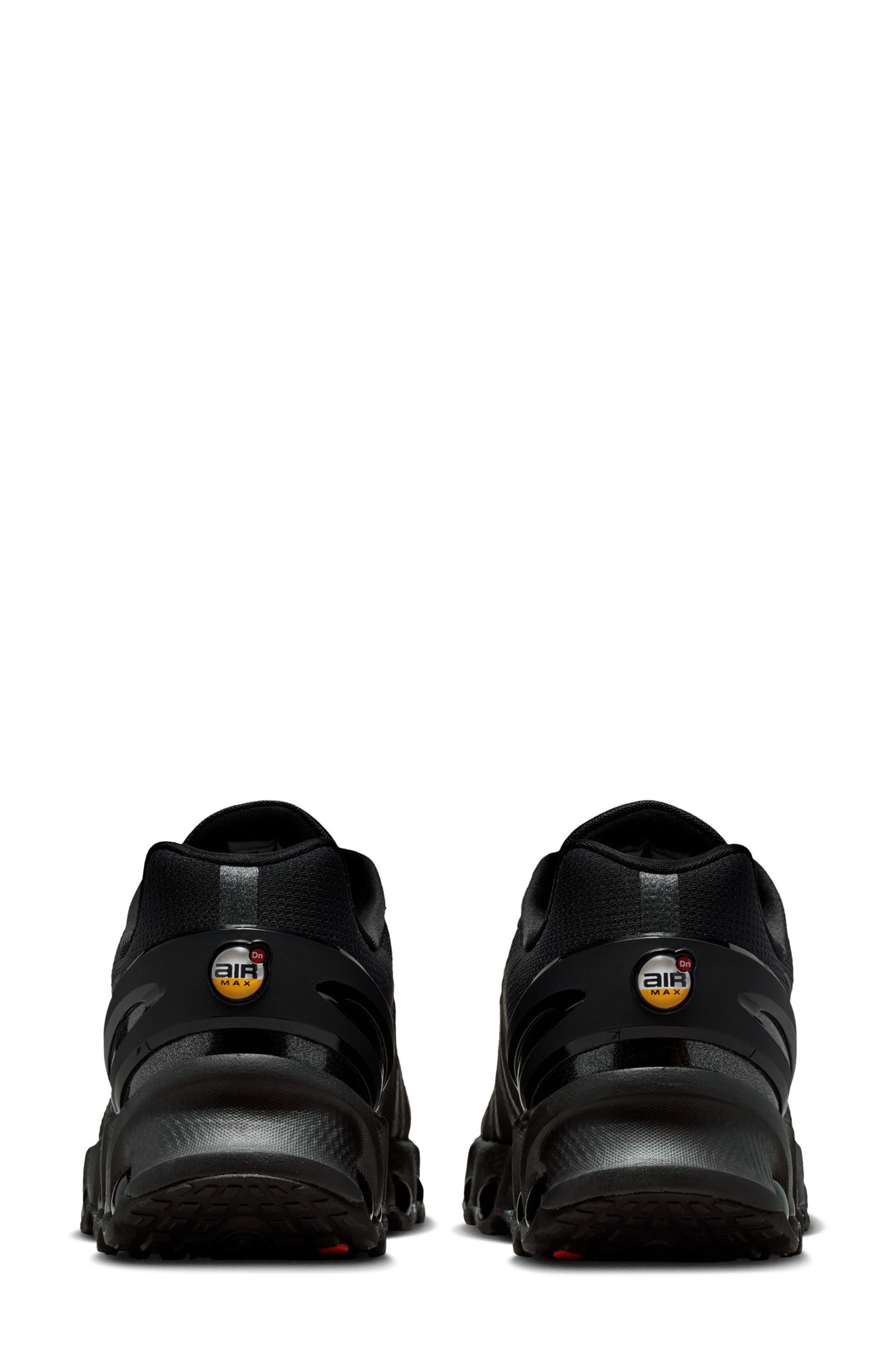 Nike Air Max DN8 Sneaker, Alternate, color, 001 Black/Black
