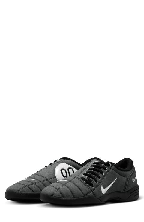Total 90 Premium Soccer Sneaker (Men)