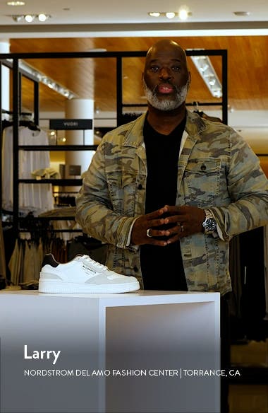 Regan Low Top Sneaker