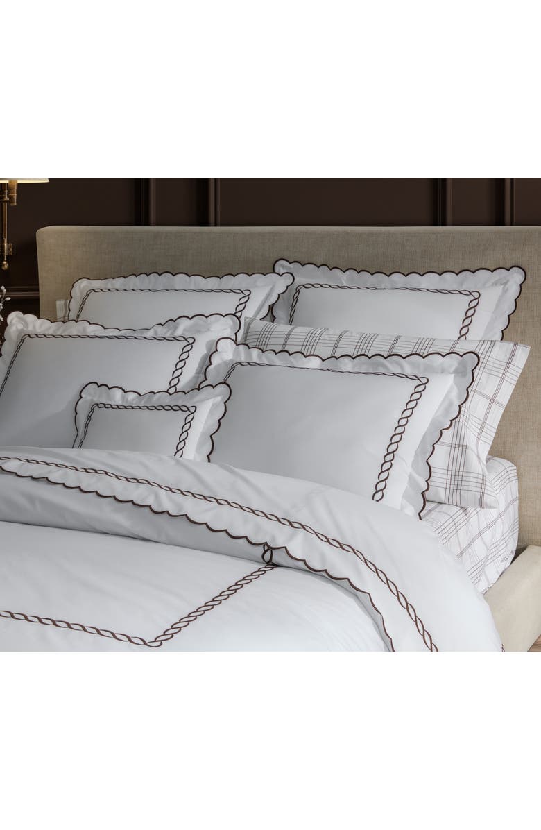 Matouk Classic Chain Scallop Duvet Cover, Alternate, color, White