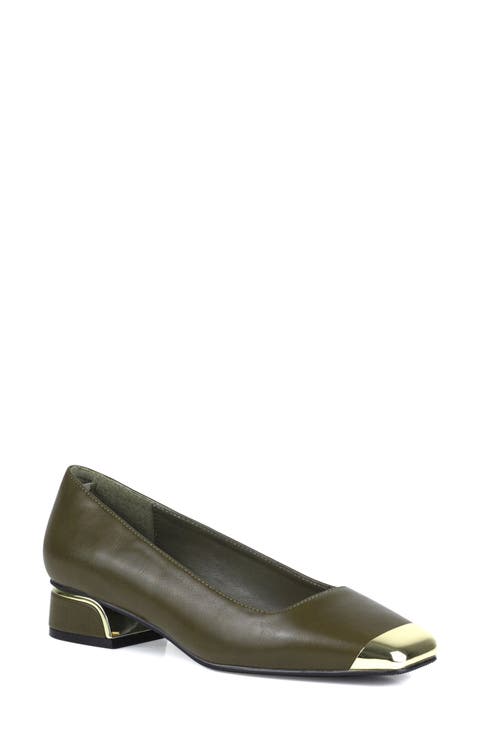 Eagle Tipped Square Toe Pump (Women)