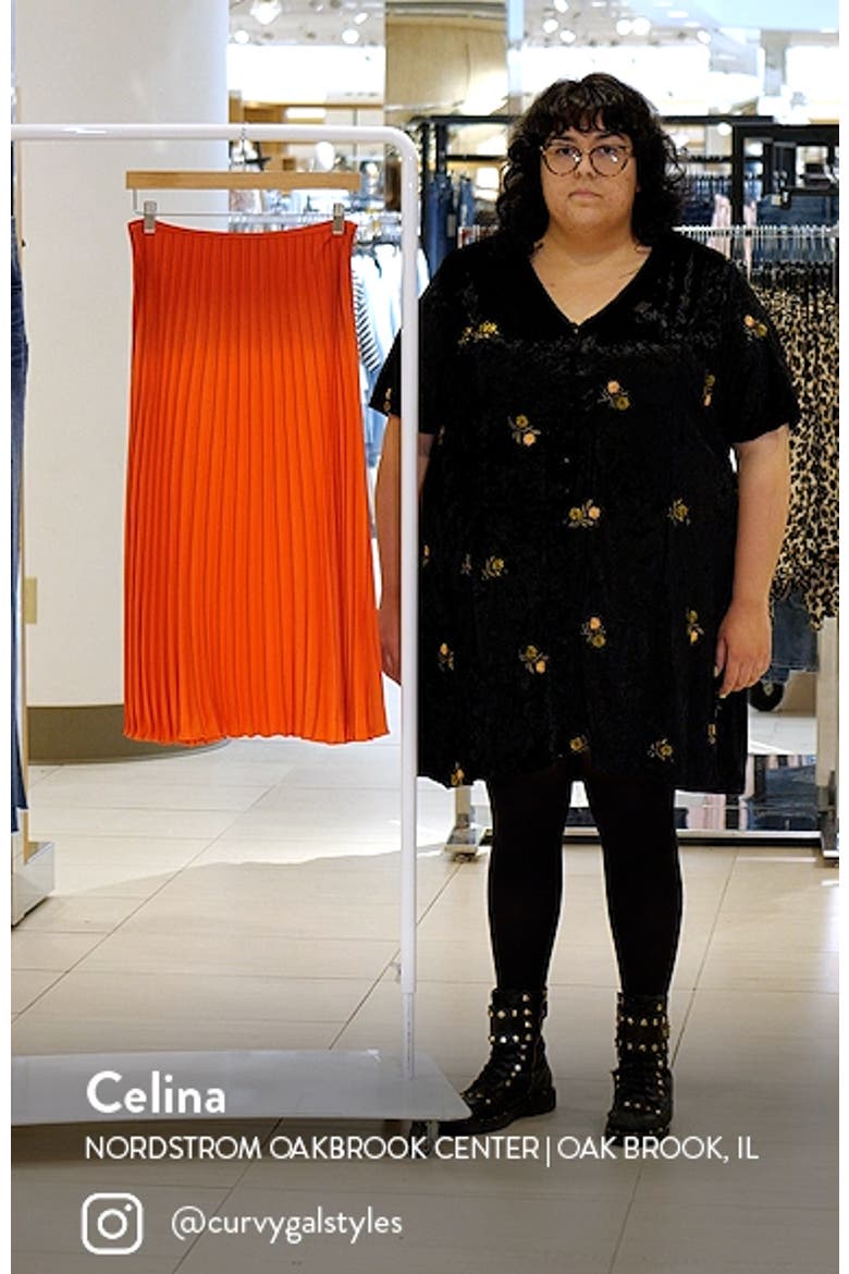Crepe Pleated Midi Skirt video