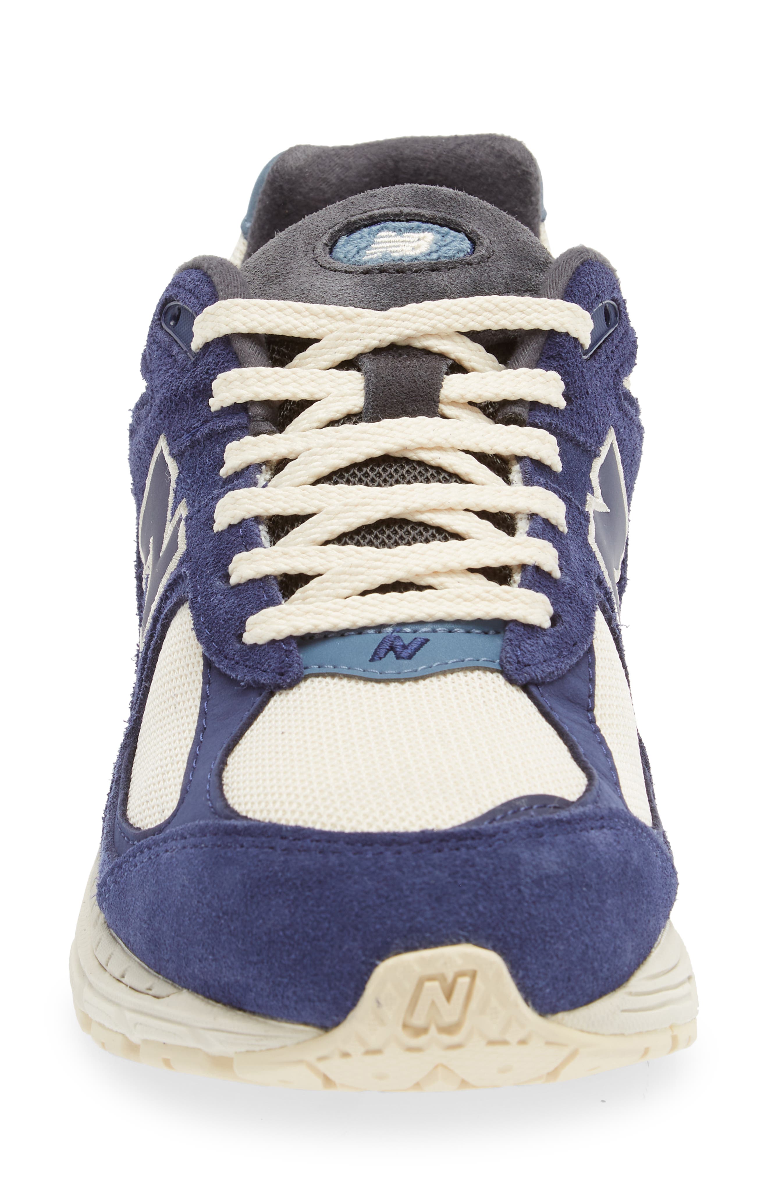 New Balance 2002R Sneaker, Alternate, color, 