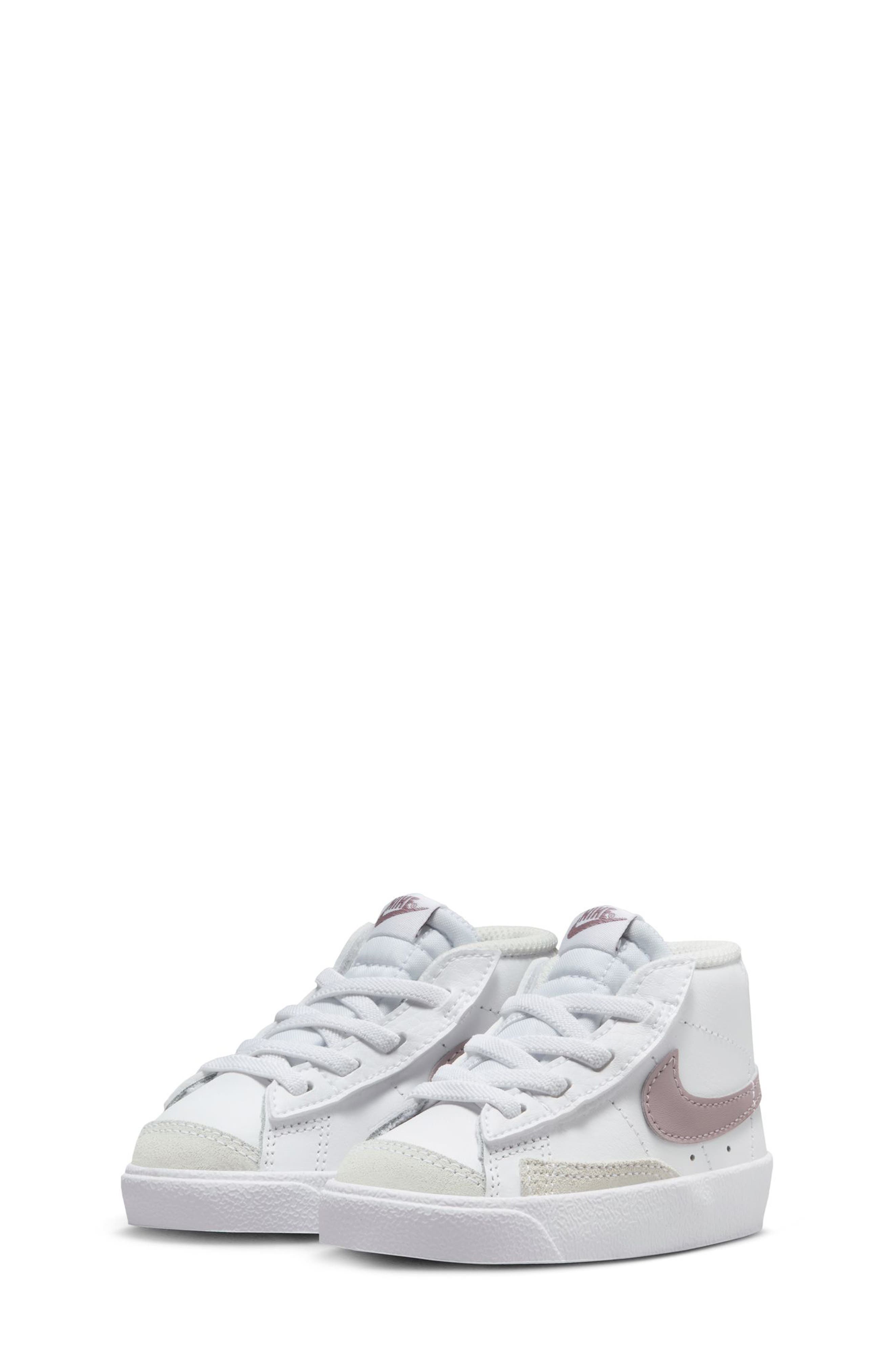 Nike Kids' Blazer Mid '77 Sneaker