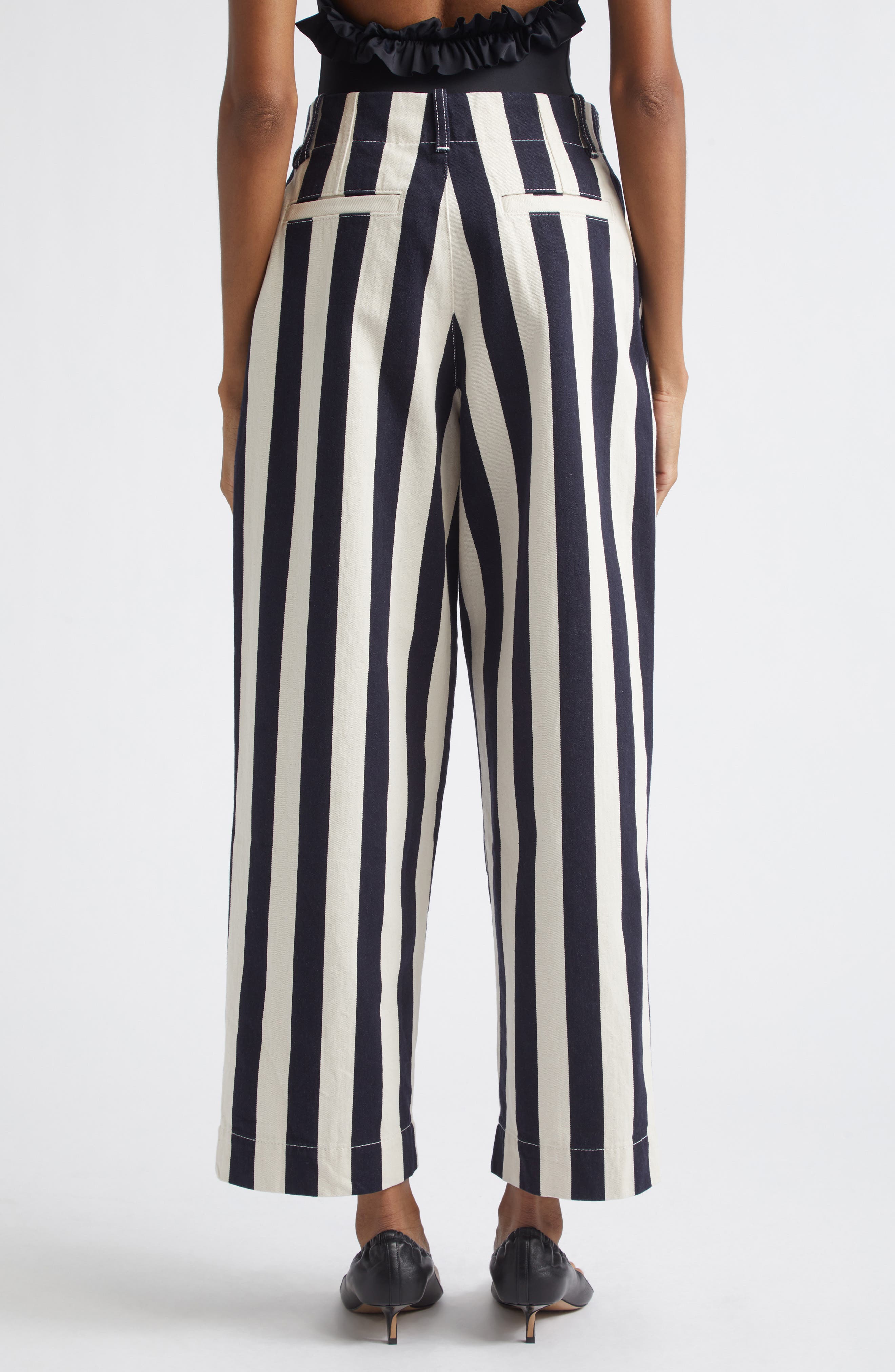 Jacquemus Le de-Nîmes Parasol Crop Straight Leg Jeans (Women