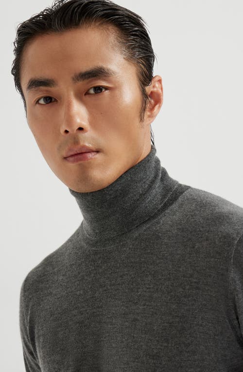 Brunello Cucinelli Cashmere And Silk Lightweight Sweater In Gray