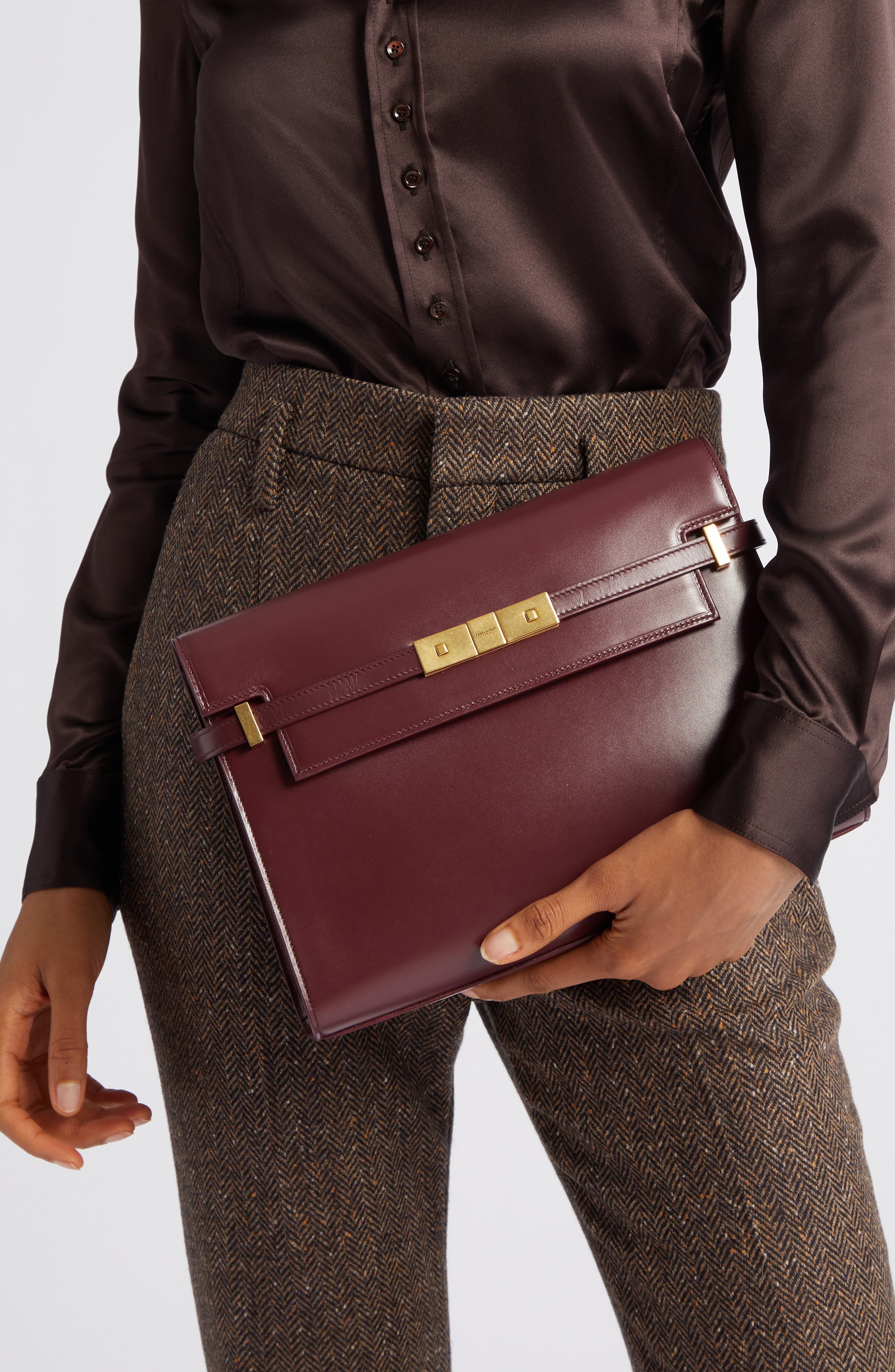 Medium Manhattan Shoulder Tote, Alternate, color, ROUGE LEGION