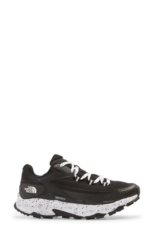 The North Face Vectiv Taraval Water Resistant Trail Running Sneaker In Black