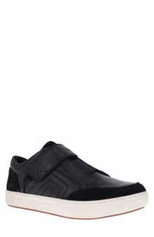 Propét Kade Sneaker