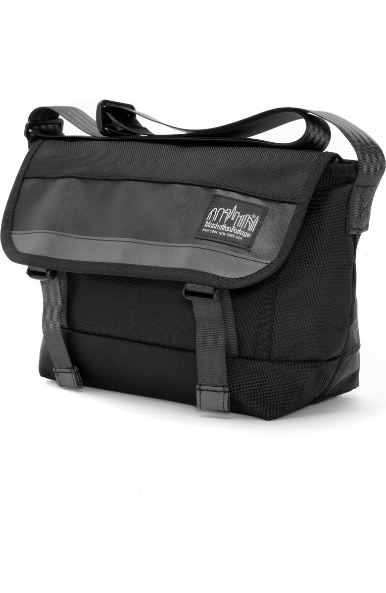 Manhattan Portage High Line Messenger Bag, Alternate, color, Black