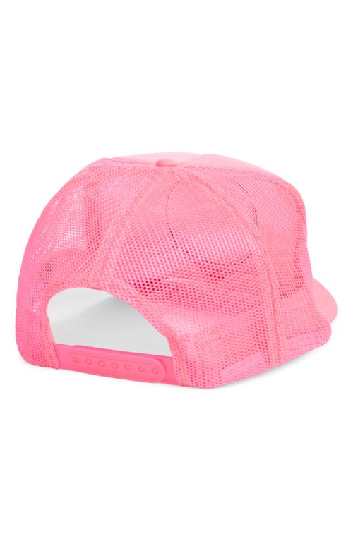 Friday Feelin ' Smile Patch Trucker Hat In Pink