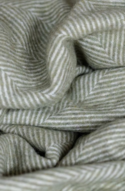 Tbco Recycled Wool Blend Throw Blanket In Green