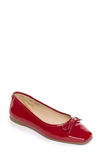 Bernardo Patent Bow Ballerina Flats In Red