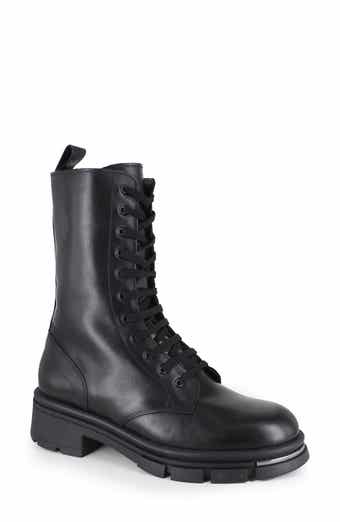 Sacai Clarks® Original Hybrid Wallabee Lug Sole Chukka Boot Sacai Clarks® Original Hybrid Wallabee Lug Sole Chukka Boot