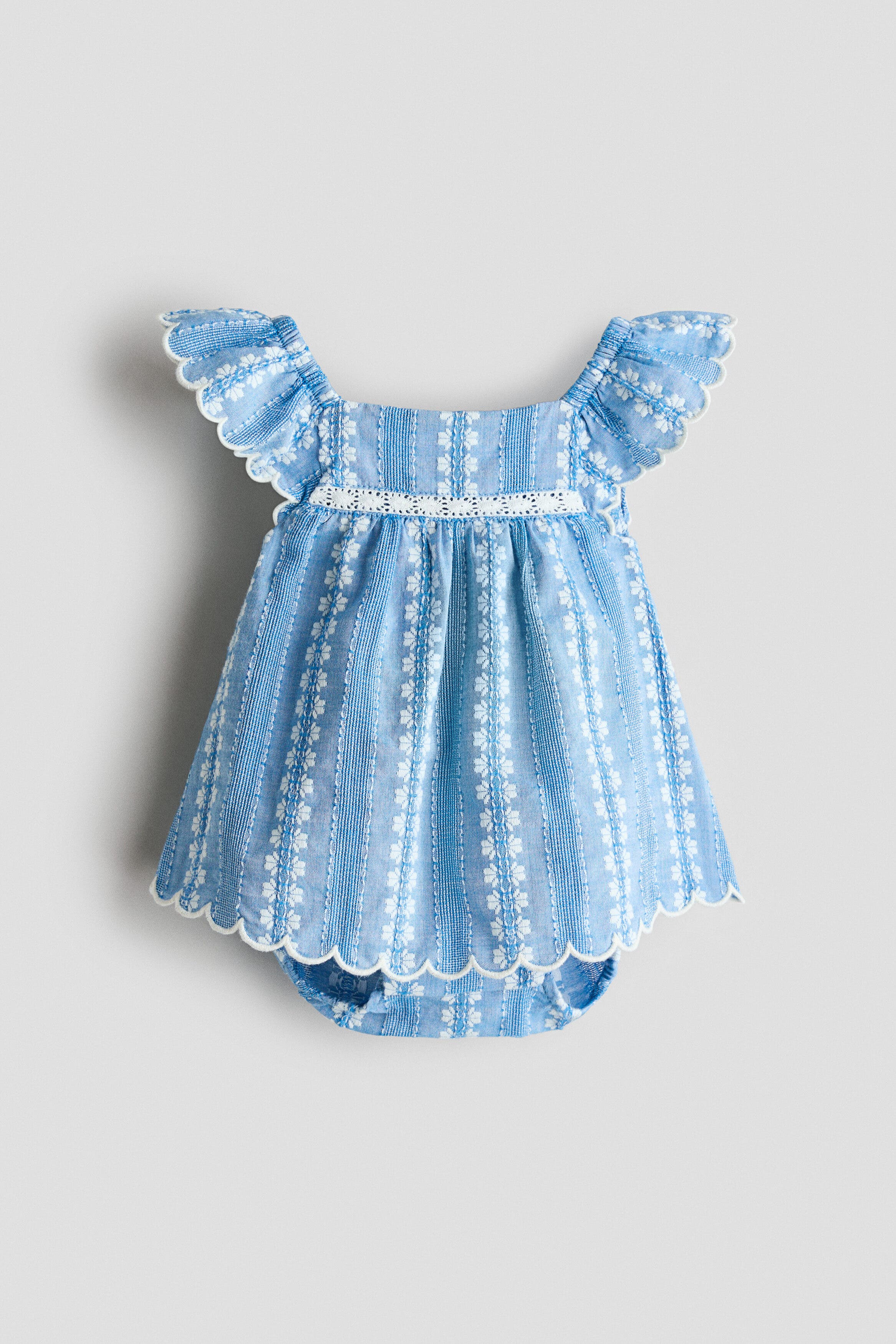 selected Light blue/white