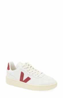 V-90 Leather Sneaker
