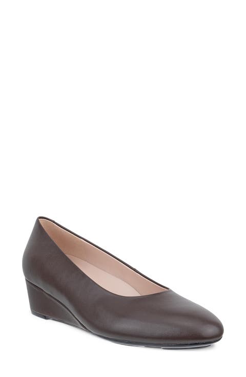 Elevate Leather Wedge Pump