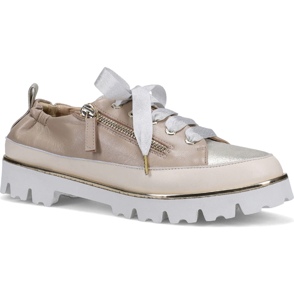 Ron White Ninazee All Day Heels® Sneaker In Dune/platino