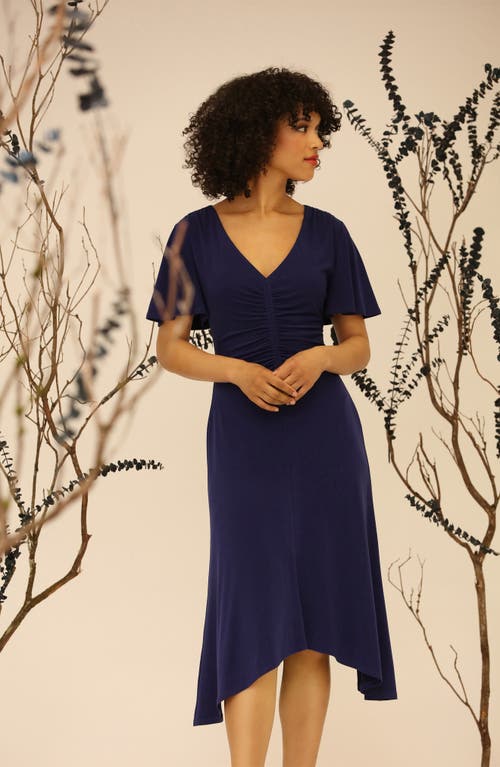Maggy London Ruched Flutter Sleeve Midi Dress In Midnight
