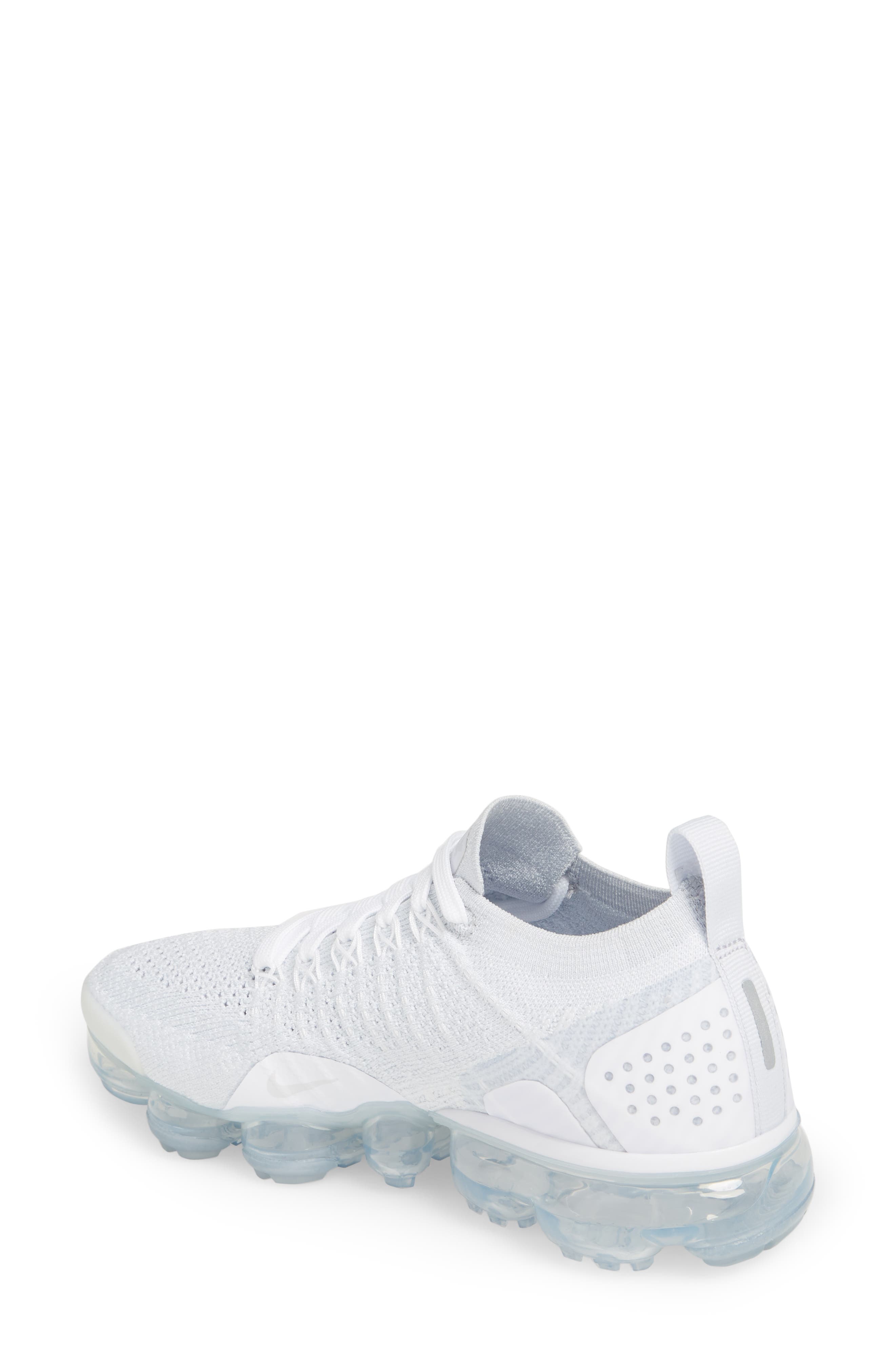Air VaporMax Flyknit 2 Sneaker, Alternate, color, WHITE/ GREY/ FOOTBALL GREY
