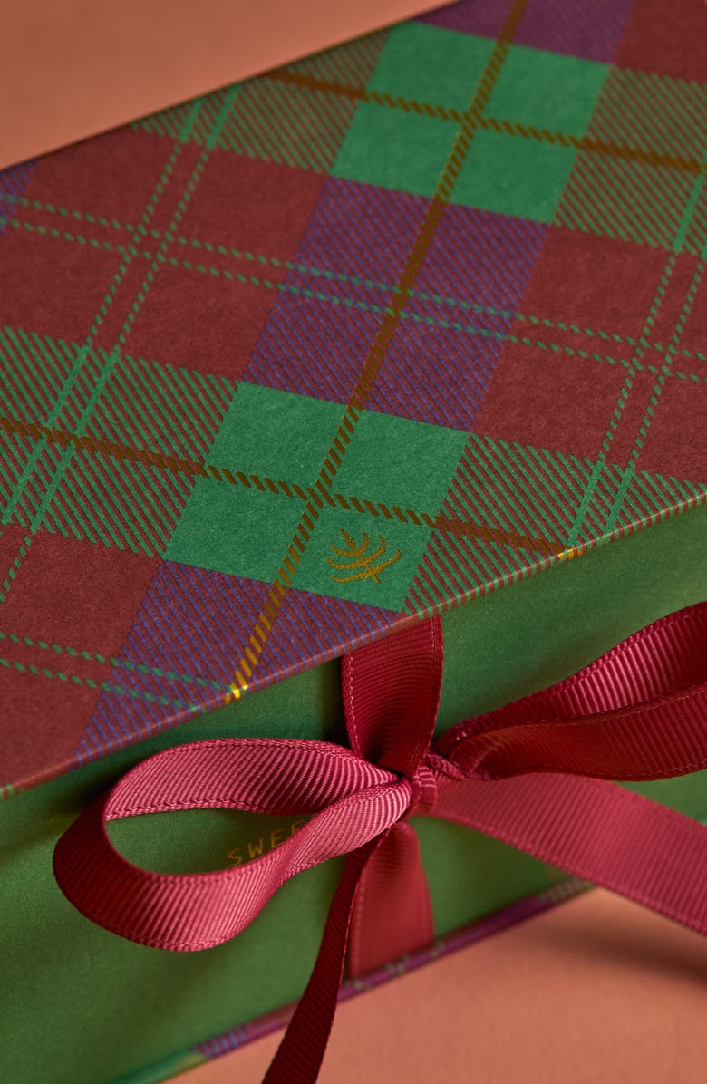 Spring & Mulberry Ultimate Holiday Collection Date Sweetened Dark Chocolate Bars 10-Piece Gift Box, Alternate, color, 