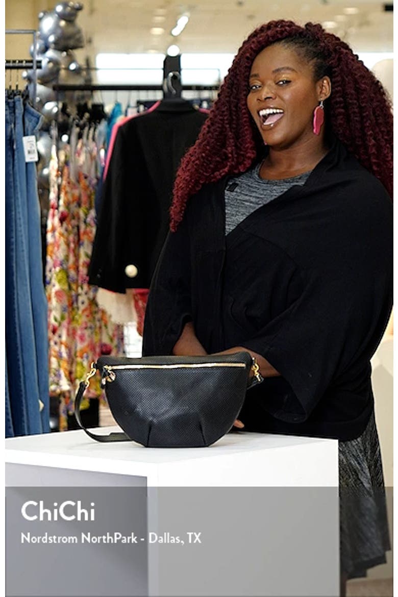 Grande Belt Bag video