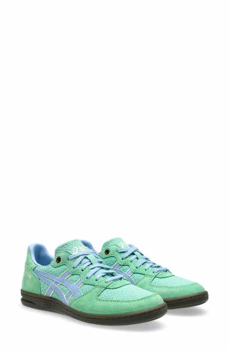 Gender Inclusive Skyhand OG Sneaker