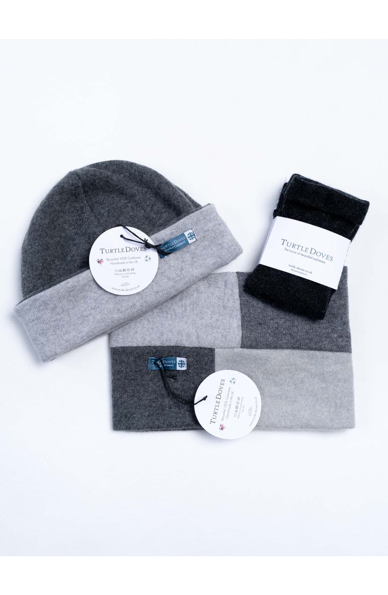 Celtic & Co. Cashmere Neckwarmer And Glove Bundle, Main, color, Grey Mix