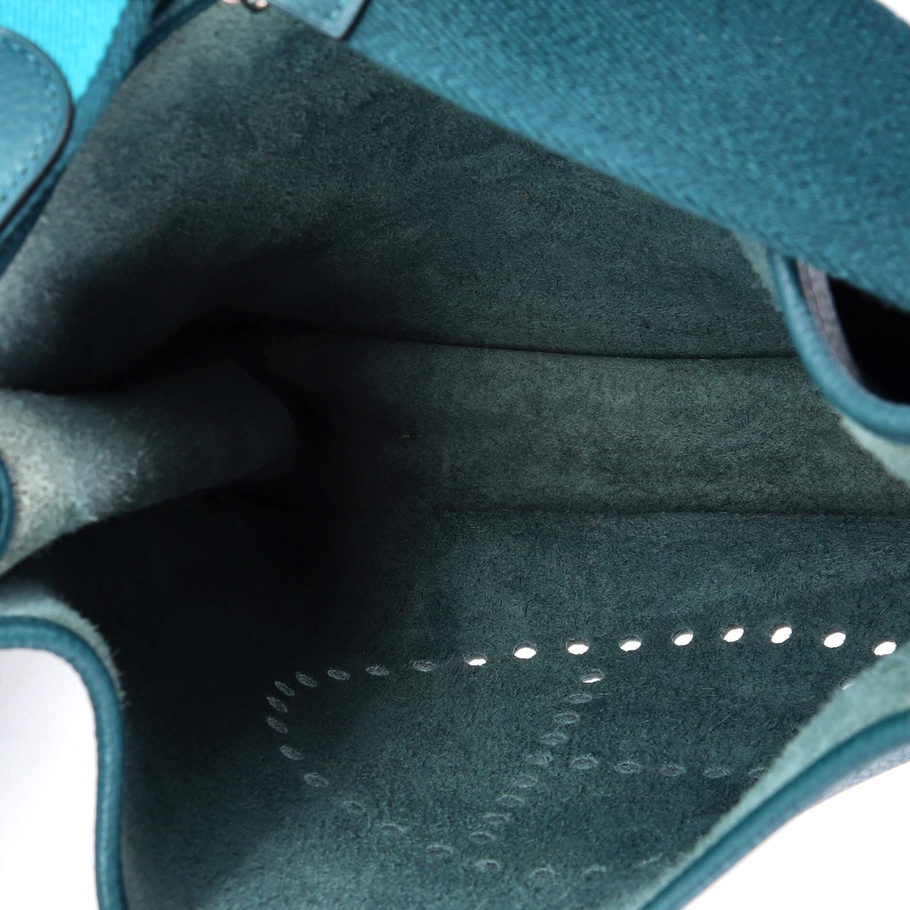 Pre-Owned Hermes Evelyne Bag Gen III Clemence GM, Alternate, color, Colvert