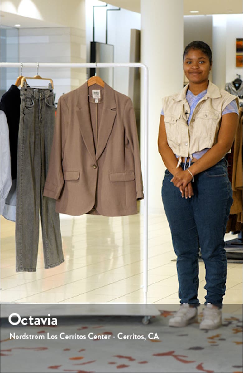 Relaxed Fit Blazer, sales video thumbnail