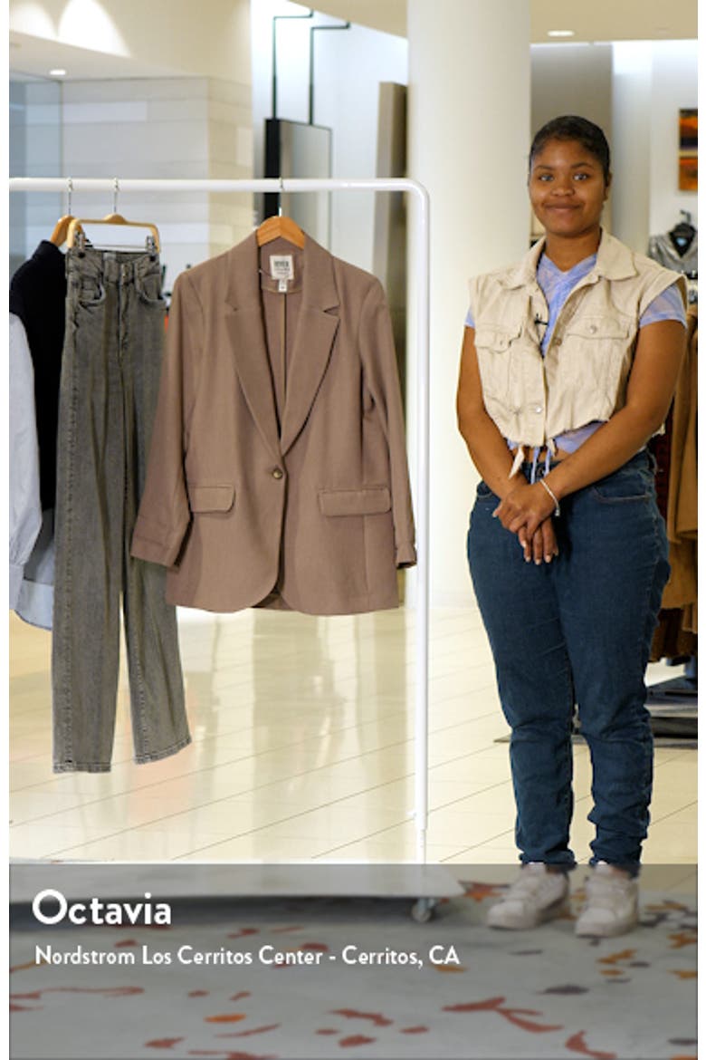 Relaxed Fit Blazer video