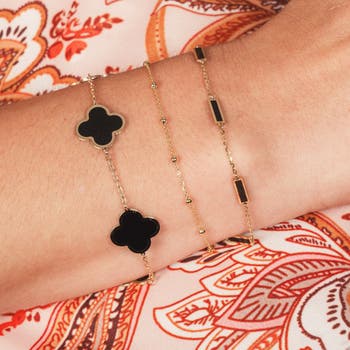 Large Onyx Clover Bracelet