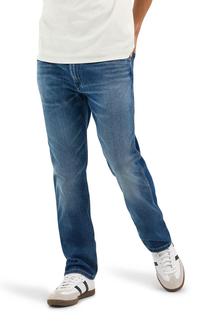 Wrangler Greensboro Straight Leg Jeans, Main, color, Denim Dusk
