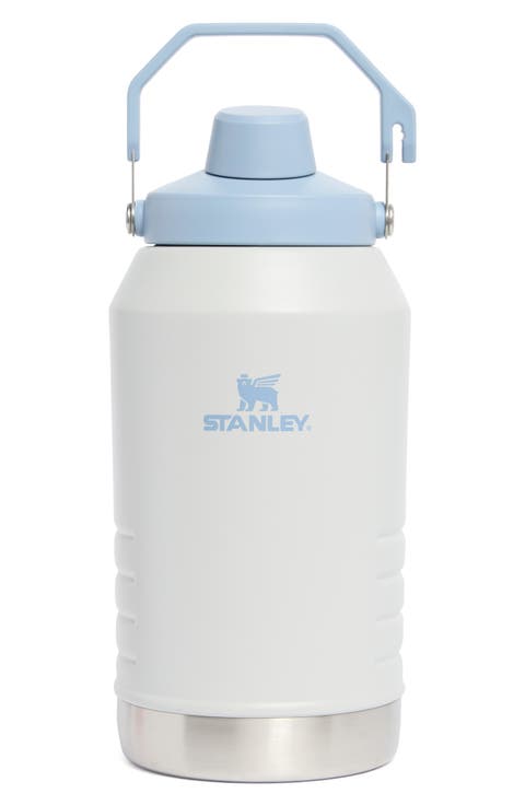 The IceFlow™ 96-Ounce Fast Flow Jug