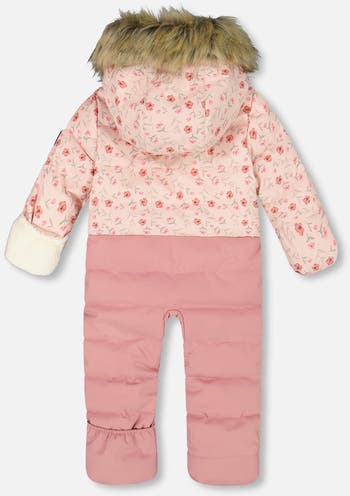 One-Piece Snug Snowsuit Designed for Car Seat