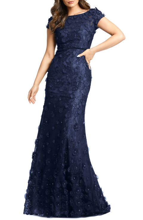 Floral Applique Boat Neck Short Sleeve Gown
