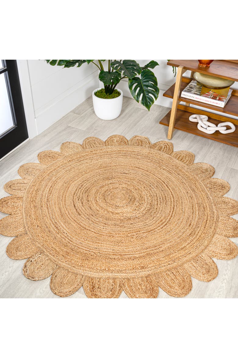 Petal Boho Jute Scalloped Circle Round Area Rug, Alternate, color, Natural