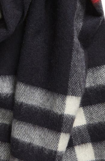 マフラー・ストール Burberry Sciarpa Giant Check In Cashmere 0400017178765_BEIGEWHITE?wid=