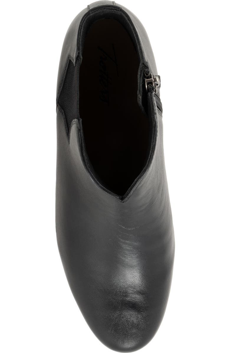 Trotters Monroe Side Zip Ankle Bootie, Alternate, color, Black