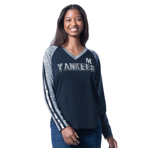 Women's G-III 4Her by Carl Banks Navy New York Yankees Top Dog Raglan Long Sleeve V-Neck T-Shirt