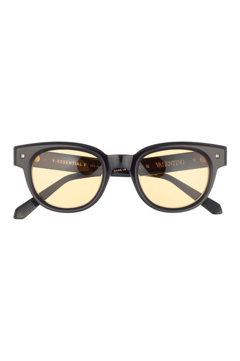 Gender Inclusive V-Essential 48mm Small Round Sunglasses, Main, color, BLACK BLACK AMBER