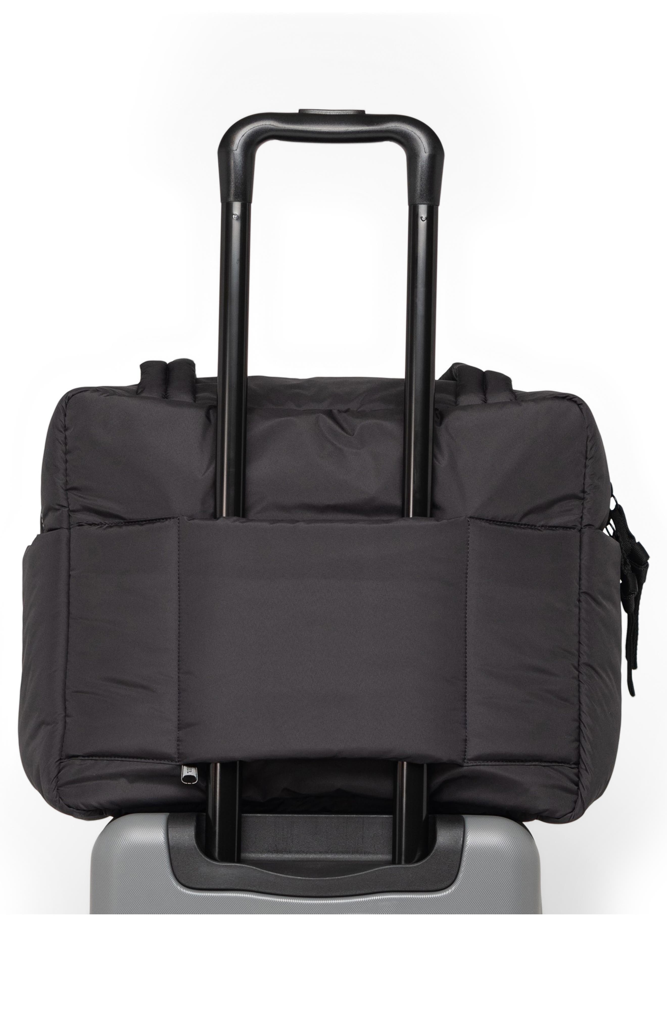 Herschel Supply Co. Cloudform 26-Liter Duffle, Alternate, color, Black