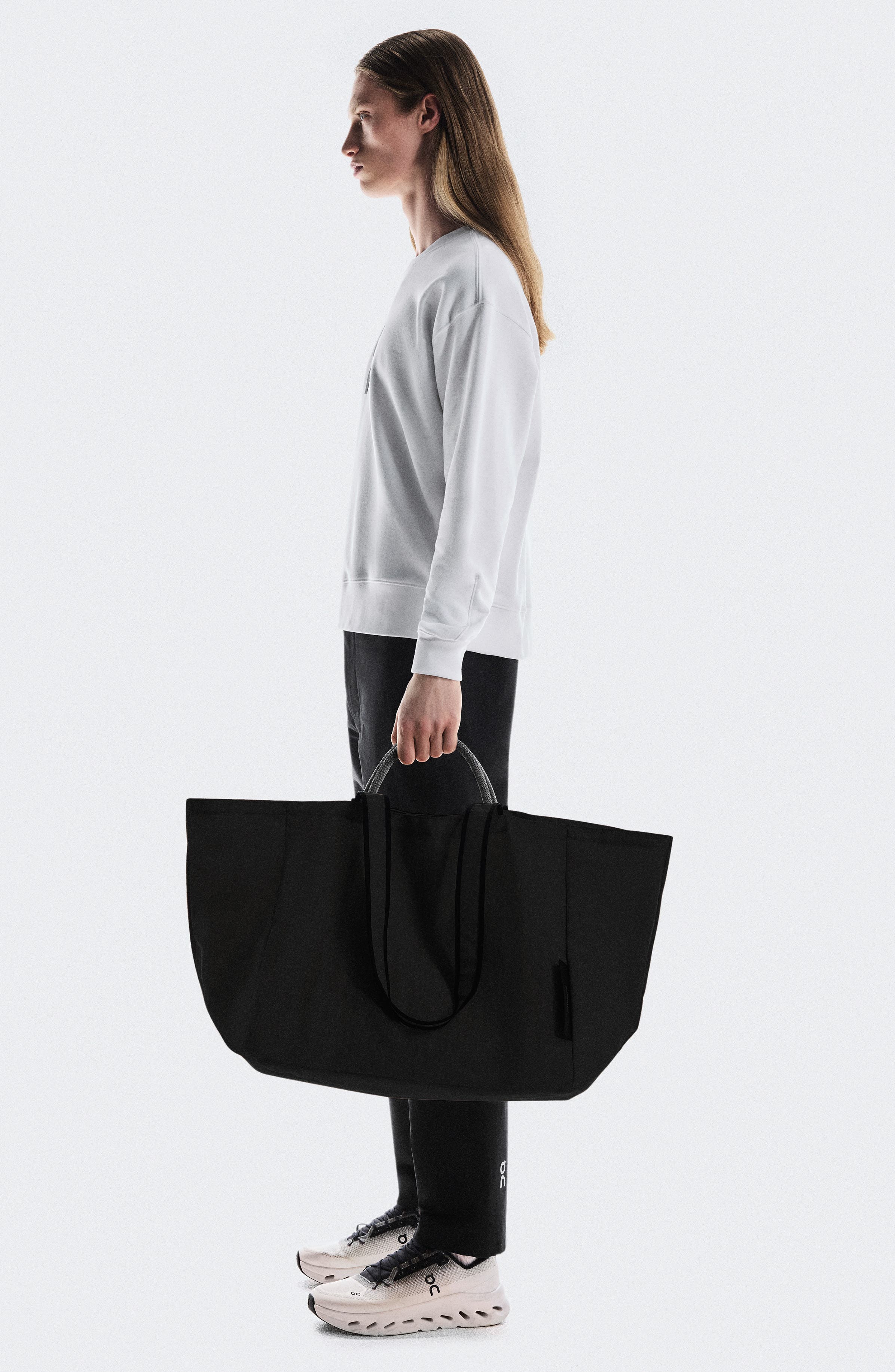 On 60L Water Resistant Nylon Cargo Pack Tote, Alternate, color, Black