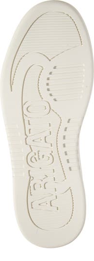 Dice Lo Sneaker