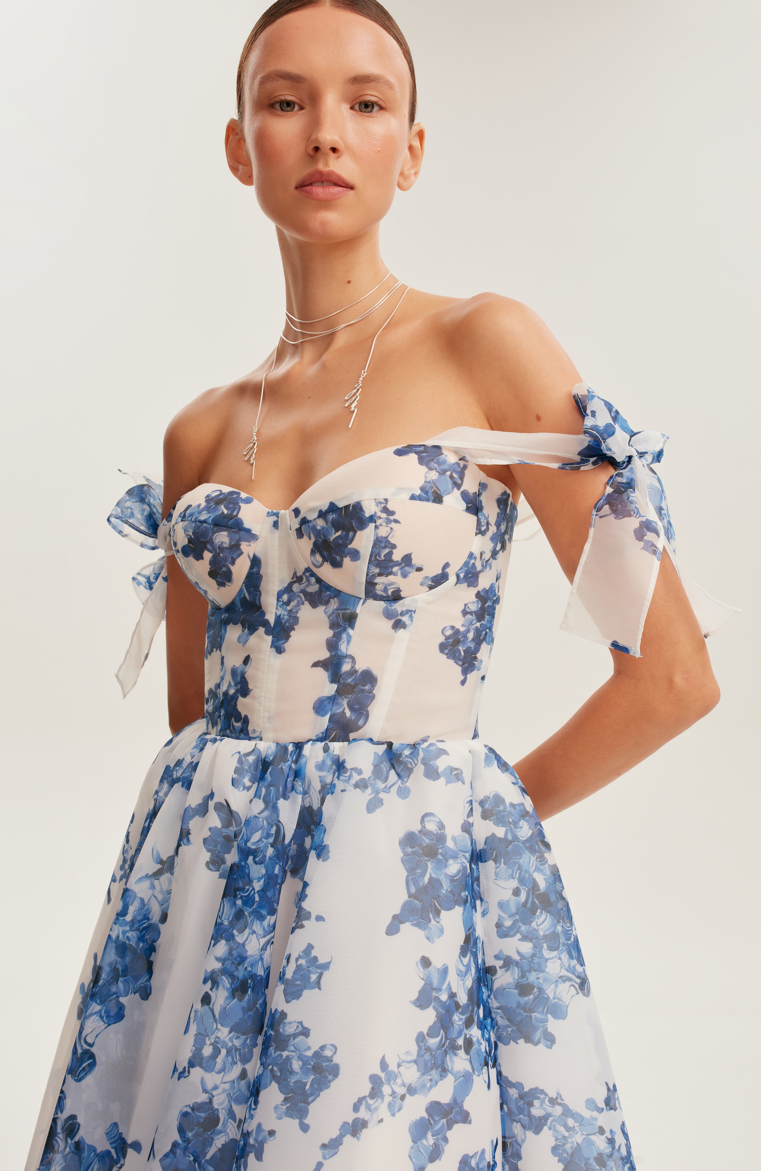 aniyah midi dress in hydrangea blue Lovers + Friends | Dresses | Revolve Lovers And Friends Aniyah Midi Dress  In Hydrangea Blue