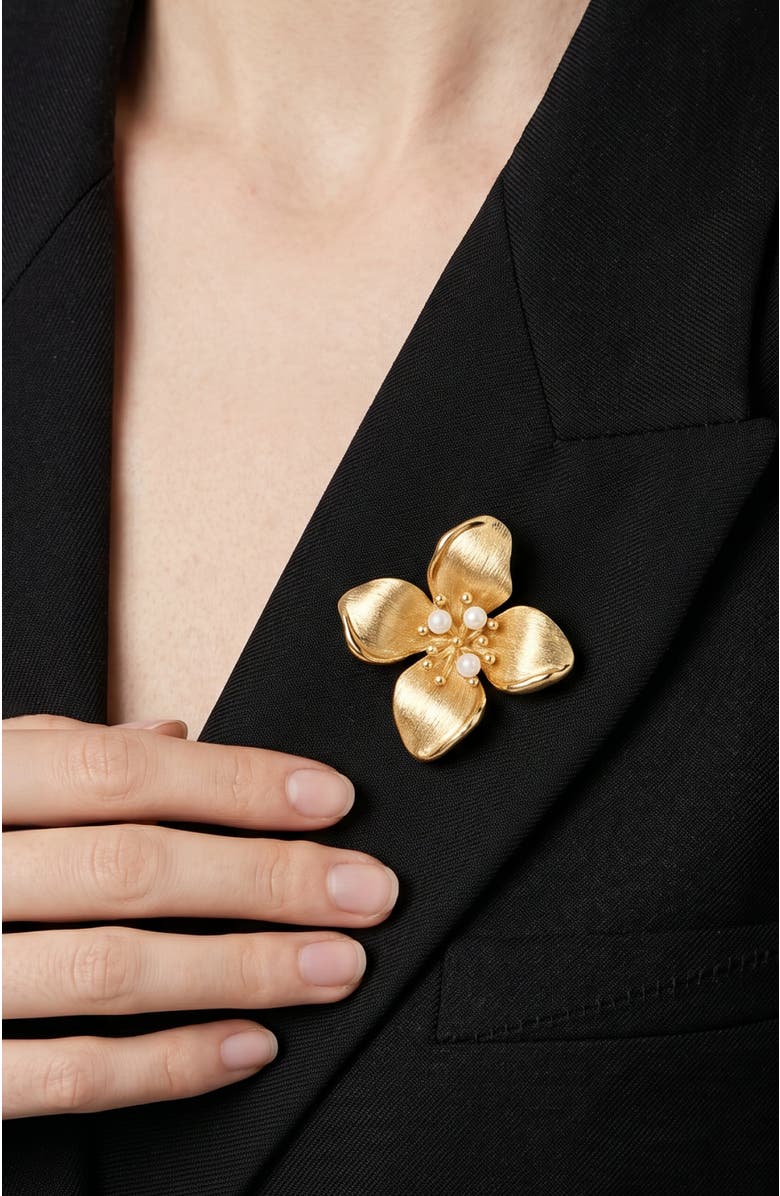 RETRO CHIC Blossom Brooch, Alternate, color, Gold & White