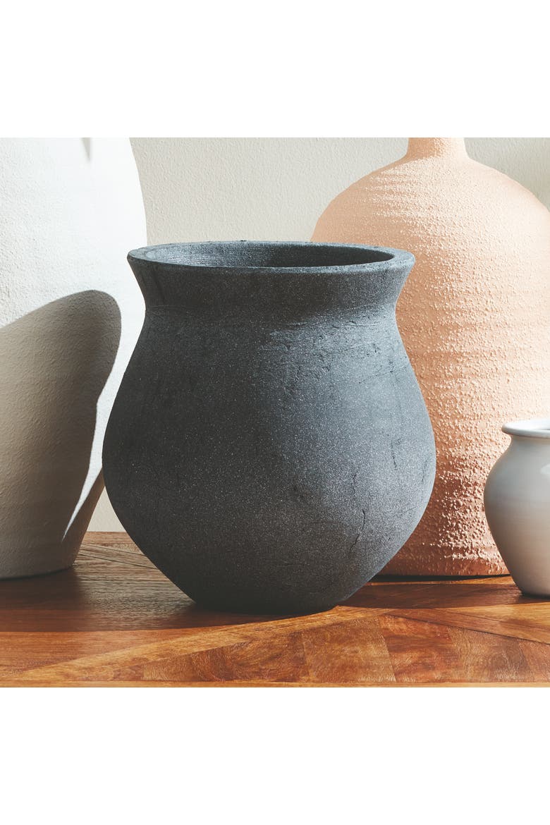 Cedric Vase, Alternate, color, Black