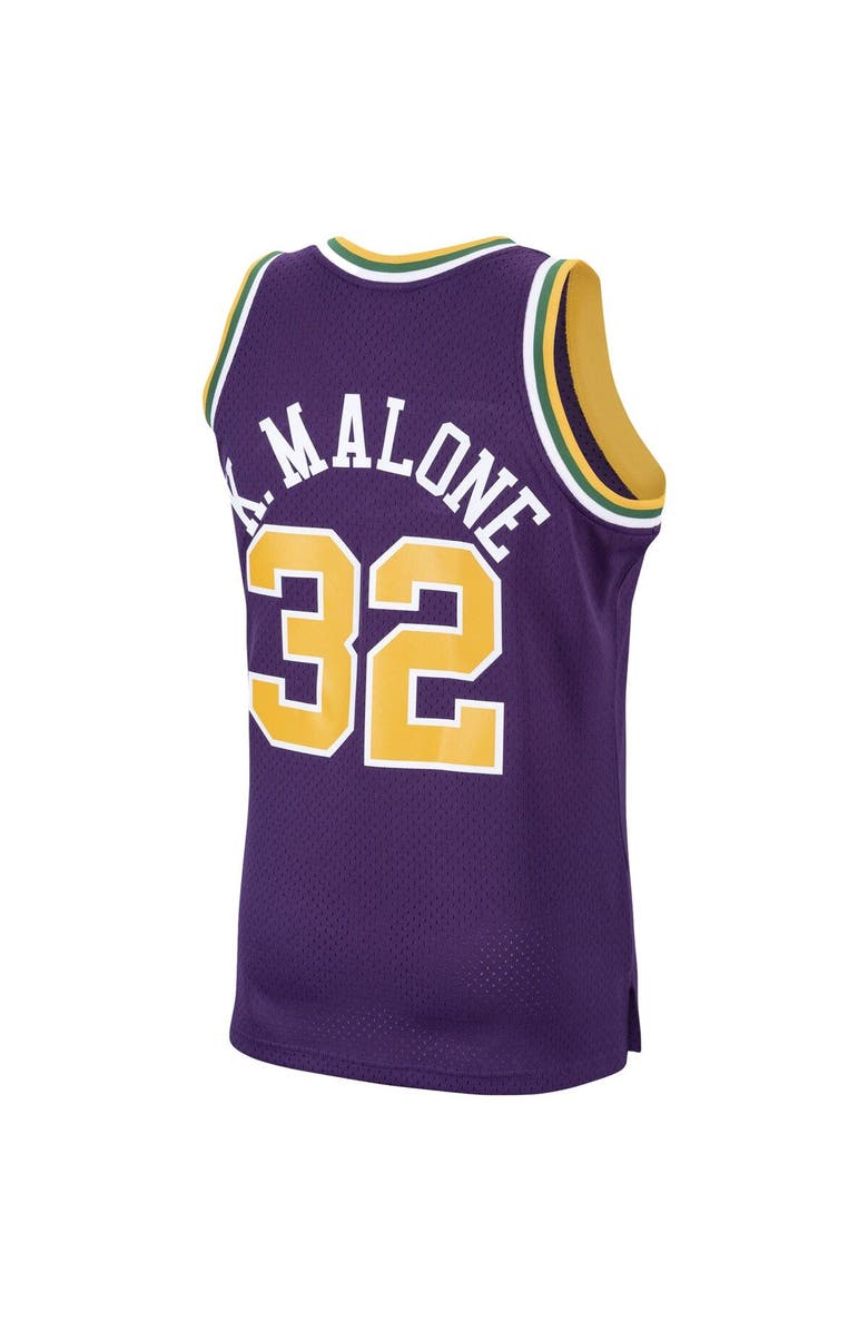 Mitchell & Ness Men's Mitchell & Ness Karl Malone Purple Utah Jazz 1991/92 Hardwood Classics Swingman Jersey, Alternate, color, Purple